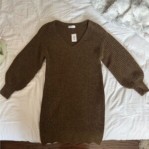 Vestique Brown V-Neck Sweater Dress